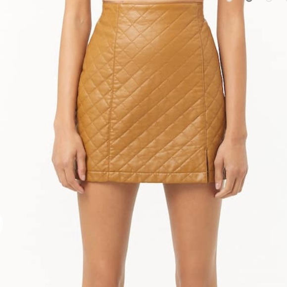 Quilted Faux Leather Mini Skirt - Picture 2 of 6